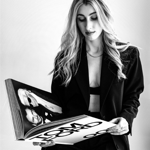 black-and-white-individual-photography-session